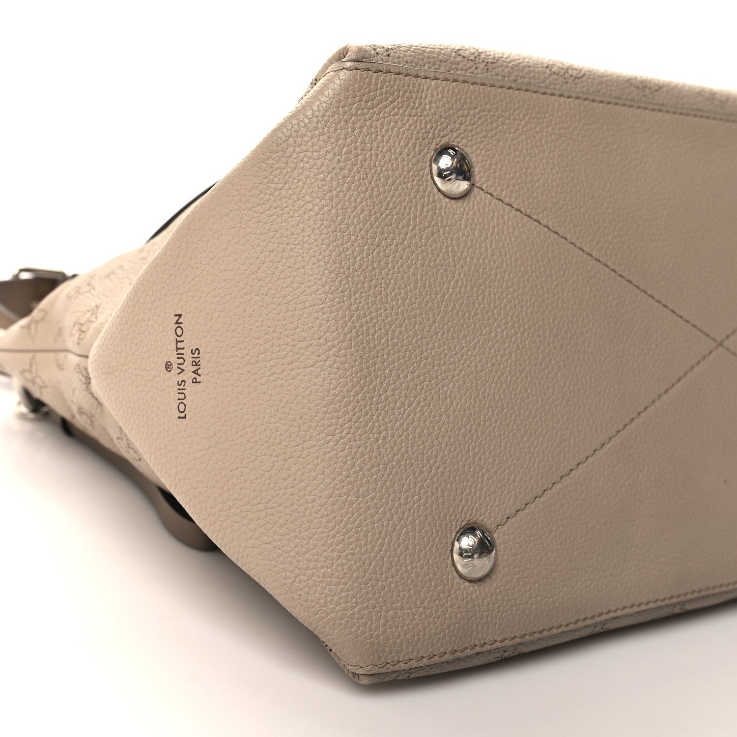 Louis Vuitton Mahina Beaubourg Hobo MM Galet 8 of 10