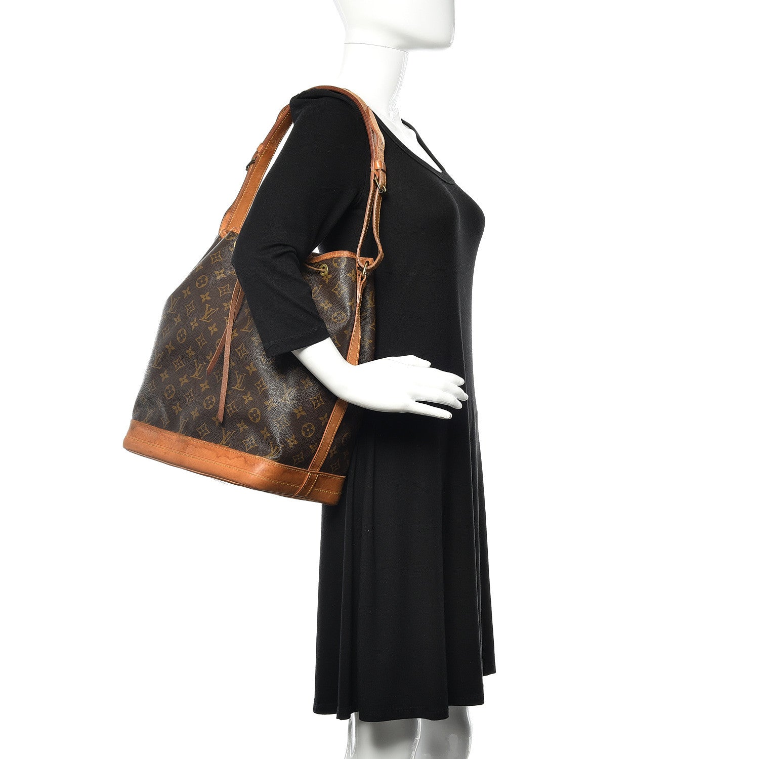 Louis Vuitton Monogram Noe 2 of 17