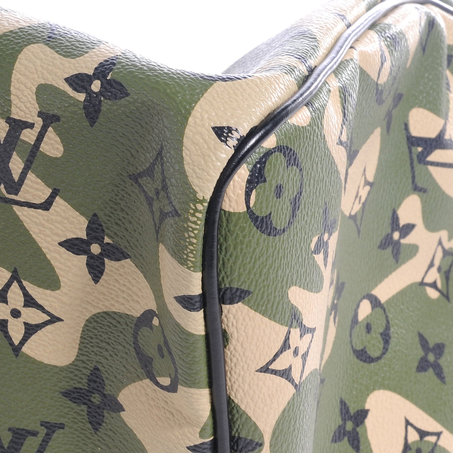 Louis Vuitton Monogramouflage Speedy 35 10 of 15