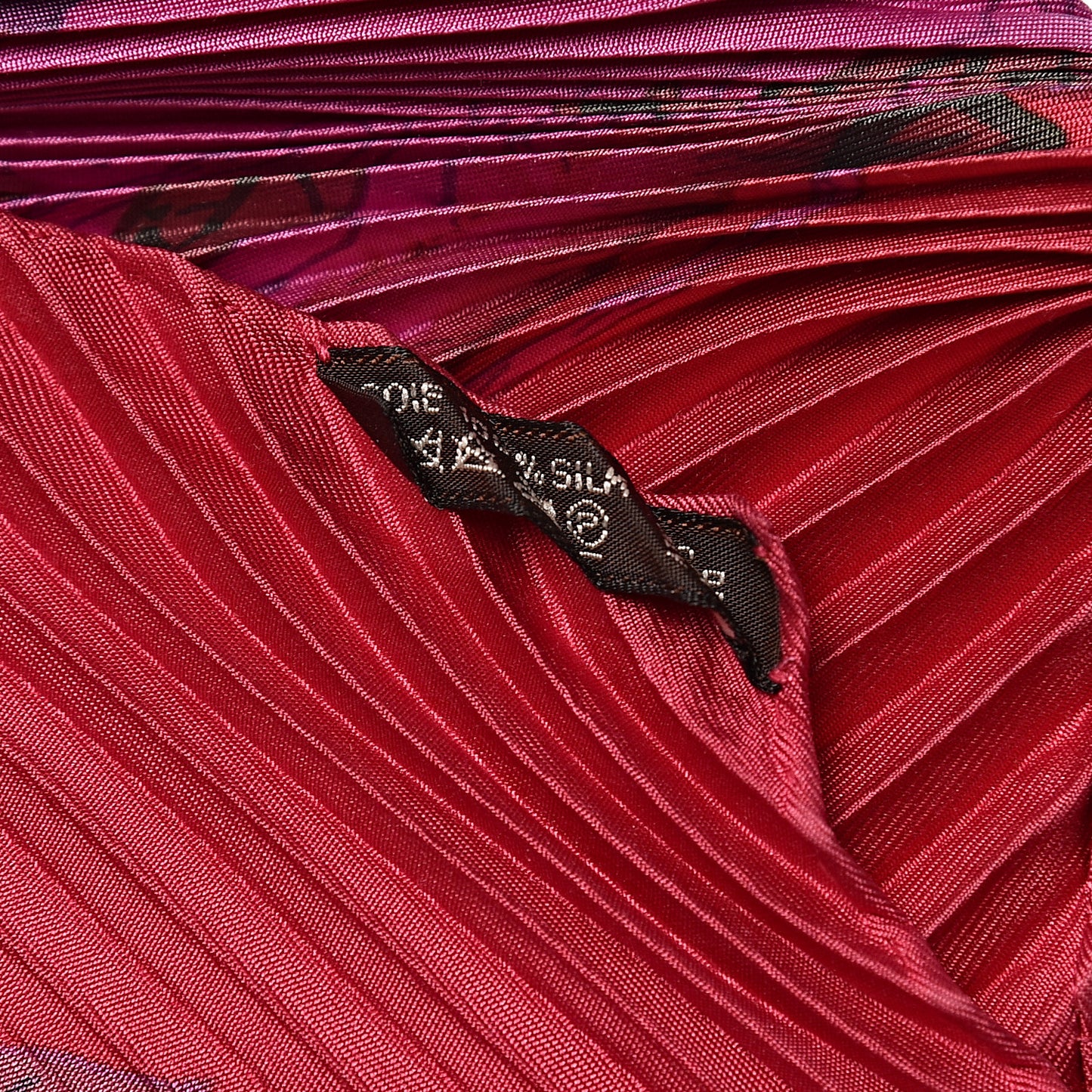 Silk Plisse Jungle Love Scarf 90