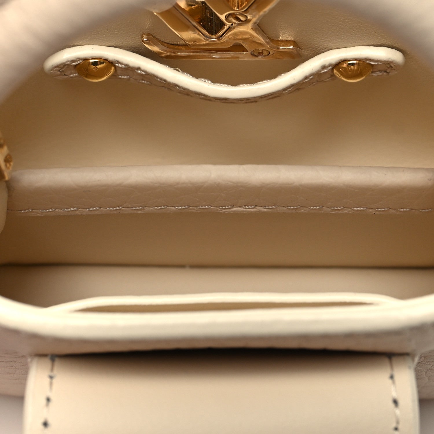 Louis Vuitton Taurillon MiniMe Capucines BB Candy Blue 8 of 12