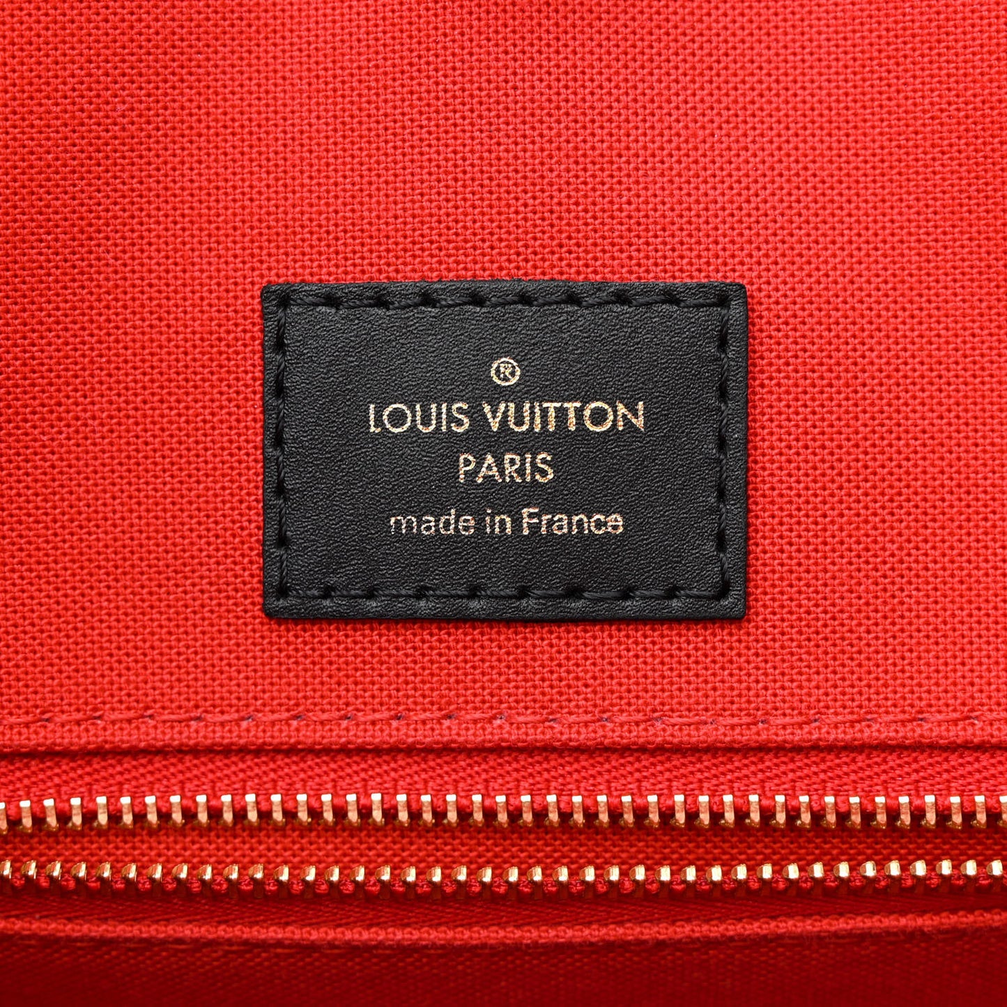 Reverse Monogram Giant Onthego MM