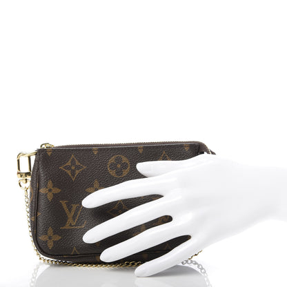 Louis Vuitton Monogram Mini Pochette Accessories 2 of 8