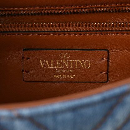 Valentino Garavani Denim Medium Roman Stud Shoulder Bag Light Denim Selleria 6 of 8