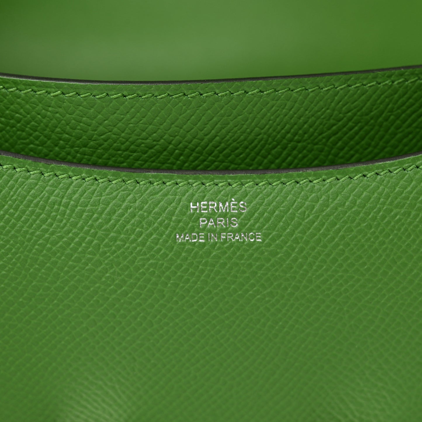 Epsom Enamel Constance 18 Vert Yucca Vert Fizz