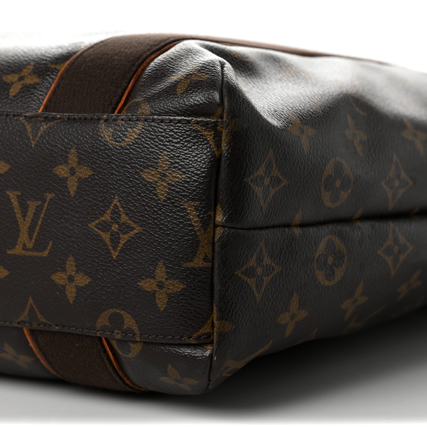 Louis Vuitton Monogram Cabas Beaubourg 8 of 8