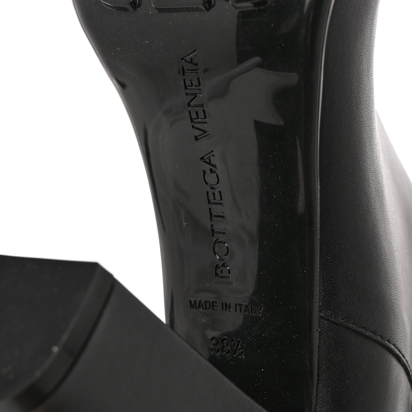 Calfskin Storm Chelsea Boots 38.5 Black