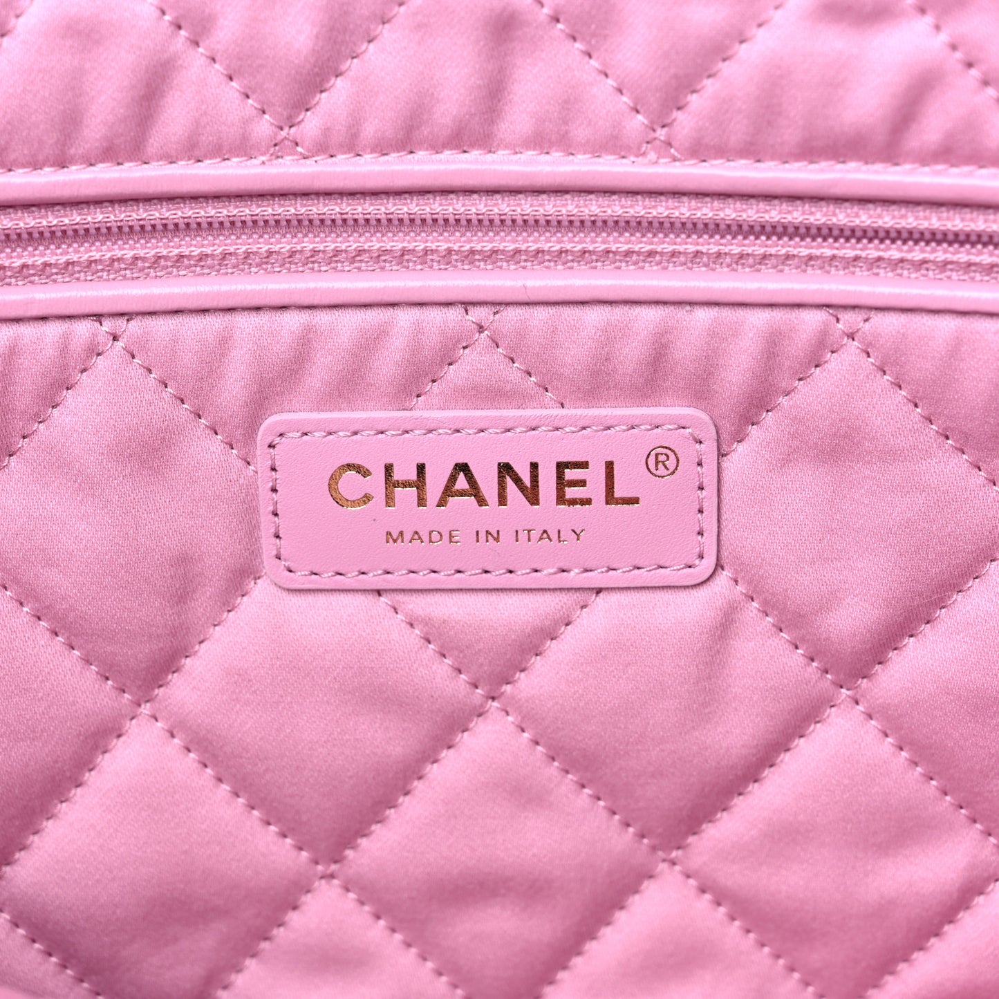 Shiny Calfskin Quilted Small Chanel 22 Pink