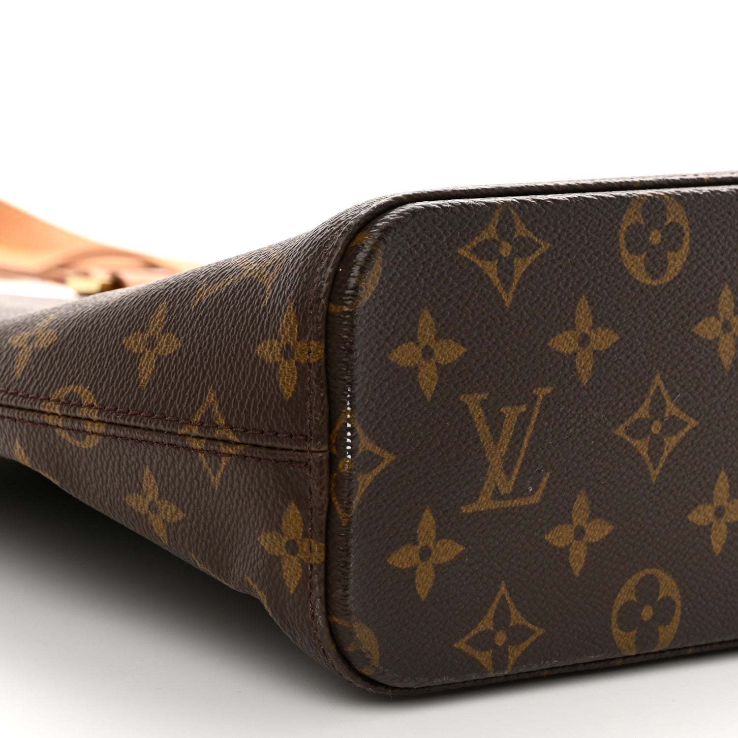 Louis Vuitton Monogram Luco 8 of 11