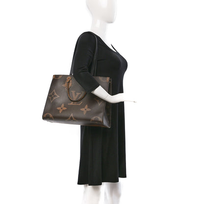 Louis Vuitton Reverse Monogram Giant Onthego MM 2 of 8