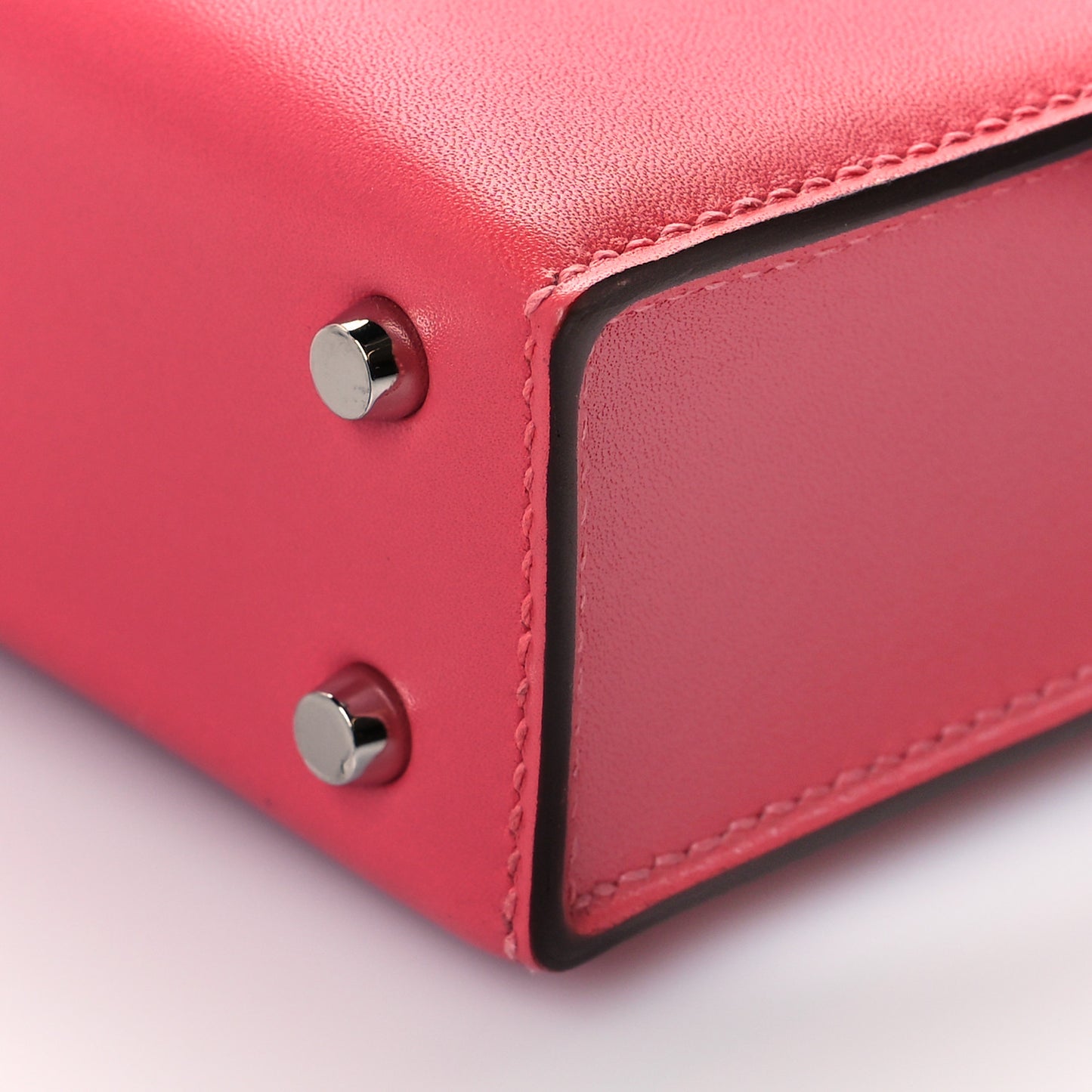 Tadelakt Mini Verrou Chaine Bag Rose Lipstick