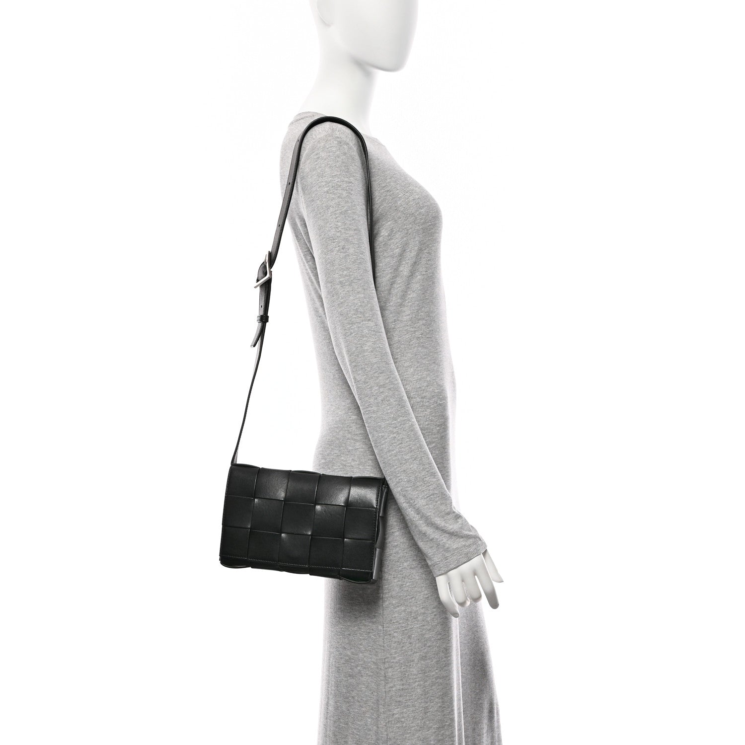 Bottega Veneta Nappa Maxi Intreccio Cassette Bag Black  Parakeet 2 of 11
