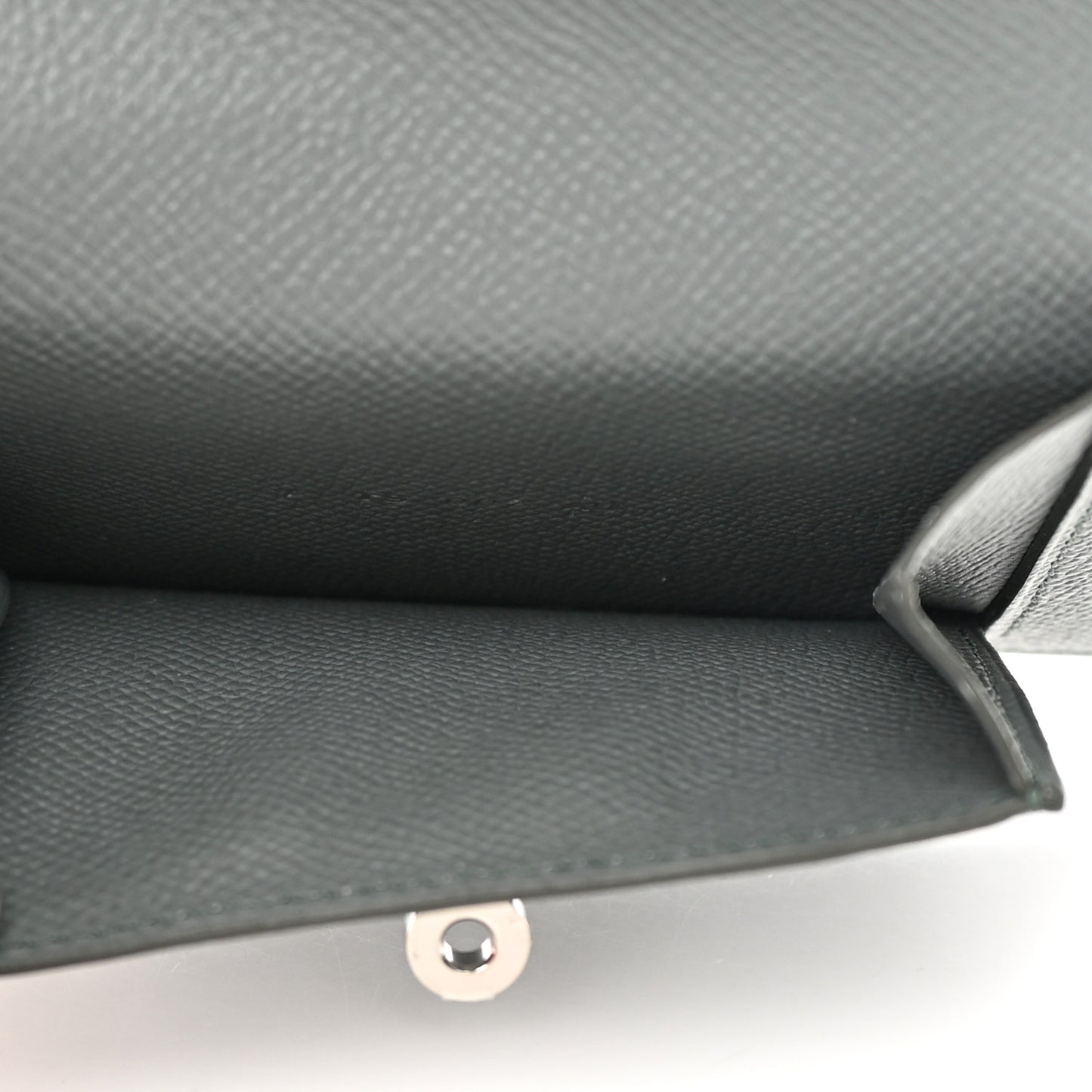 Epsom Kelly Pocket Compact Wallet Vert Amande