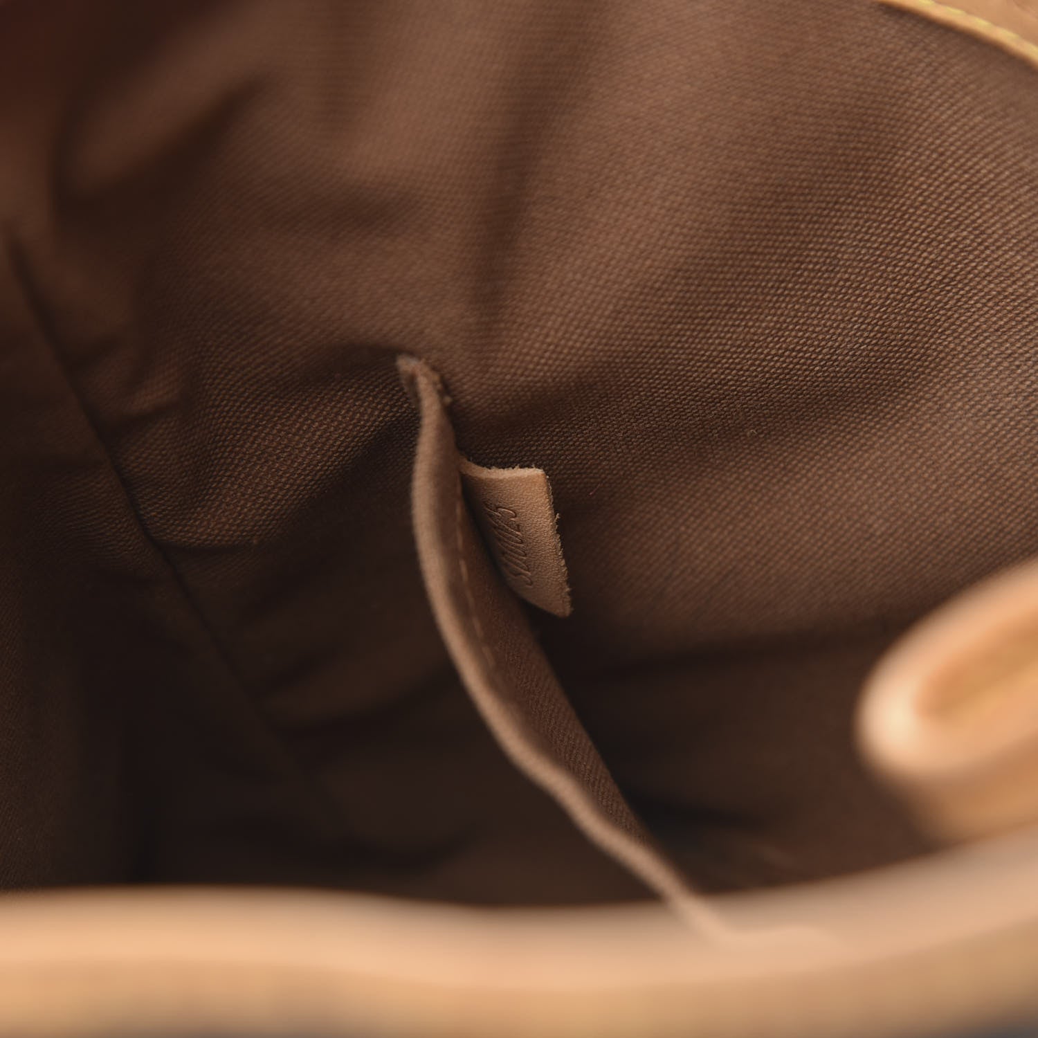 Louis Vuitton Monogram Batignolles 7 of 18
