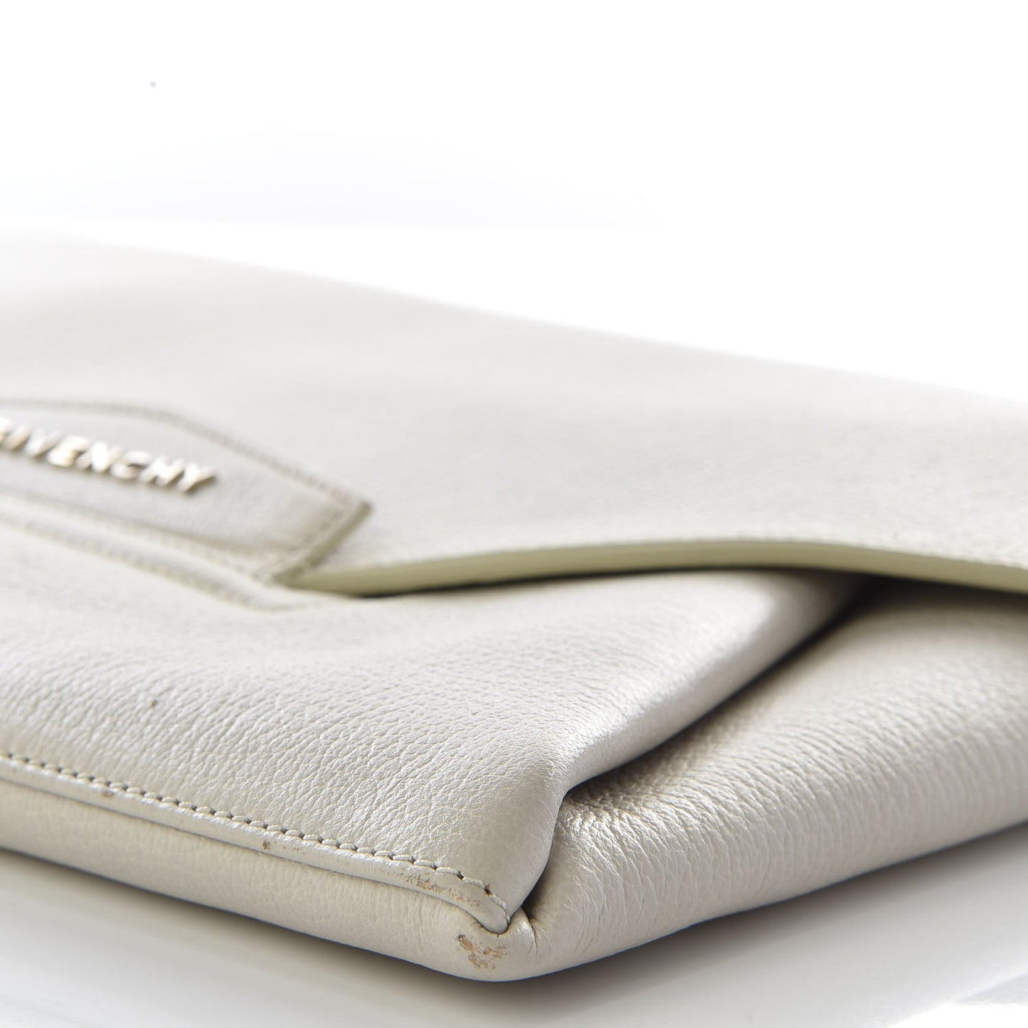 Sugar Goatskin Medium Antigona Envelope Clutch Ivory