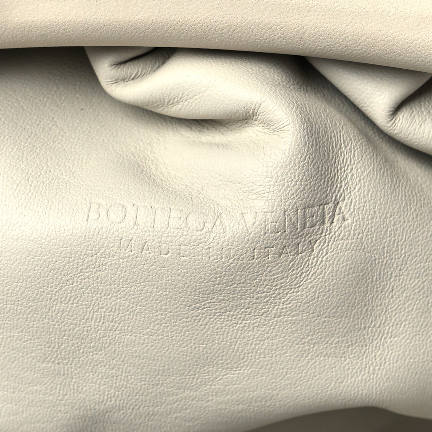 Nappa Maxi Intrecciato The Pouch Oversized Clutch Plaster
