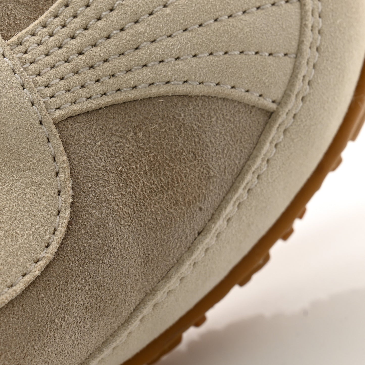 Suede Goatskin Jet Sneakers 37 Beige Esquisse Glaise