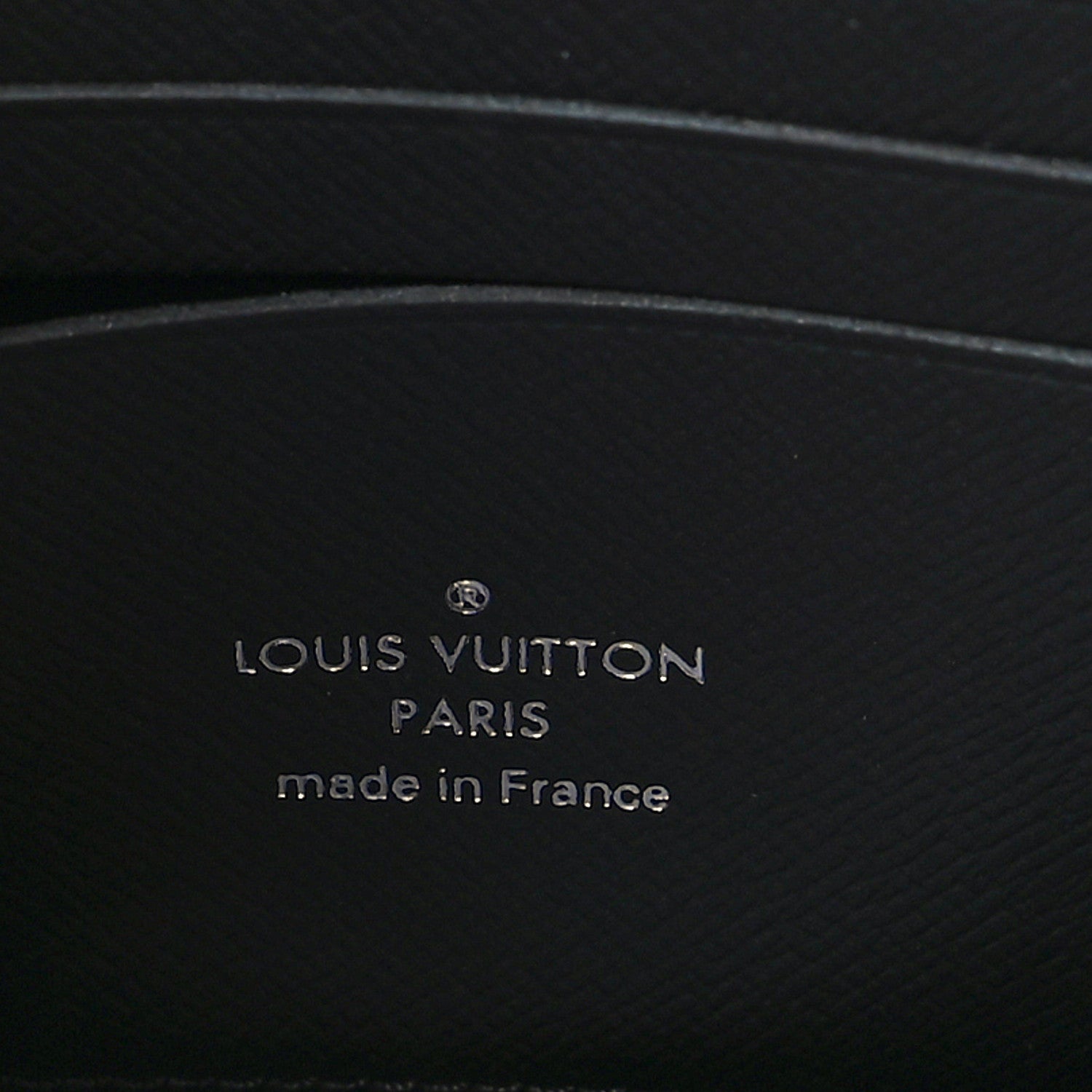 Louis Vuitton Damier Graphite Alpha Wearable Wallet 7 of 9