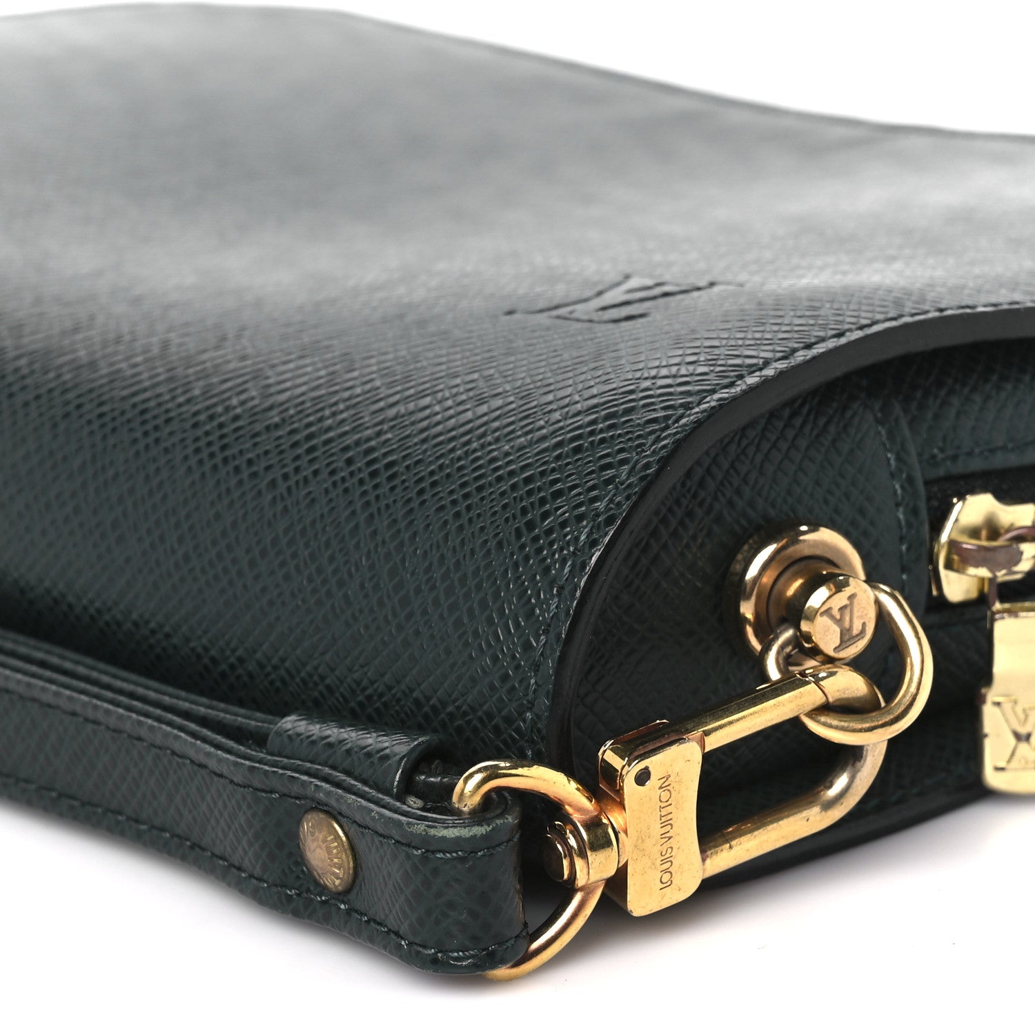 Louis Vuitton Taiga Baikal Pochette Epicea 10 of 10
