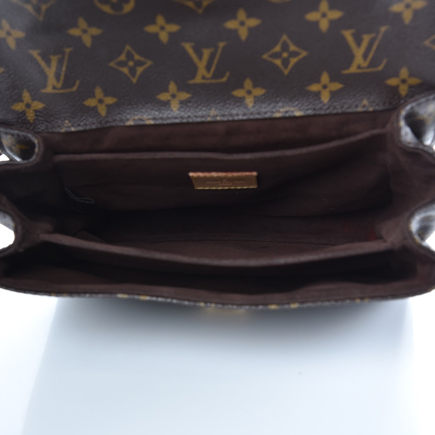 Louis Vuitton Monogram Pochette Metis 5 of 17