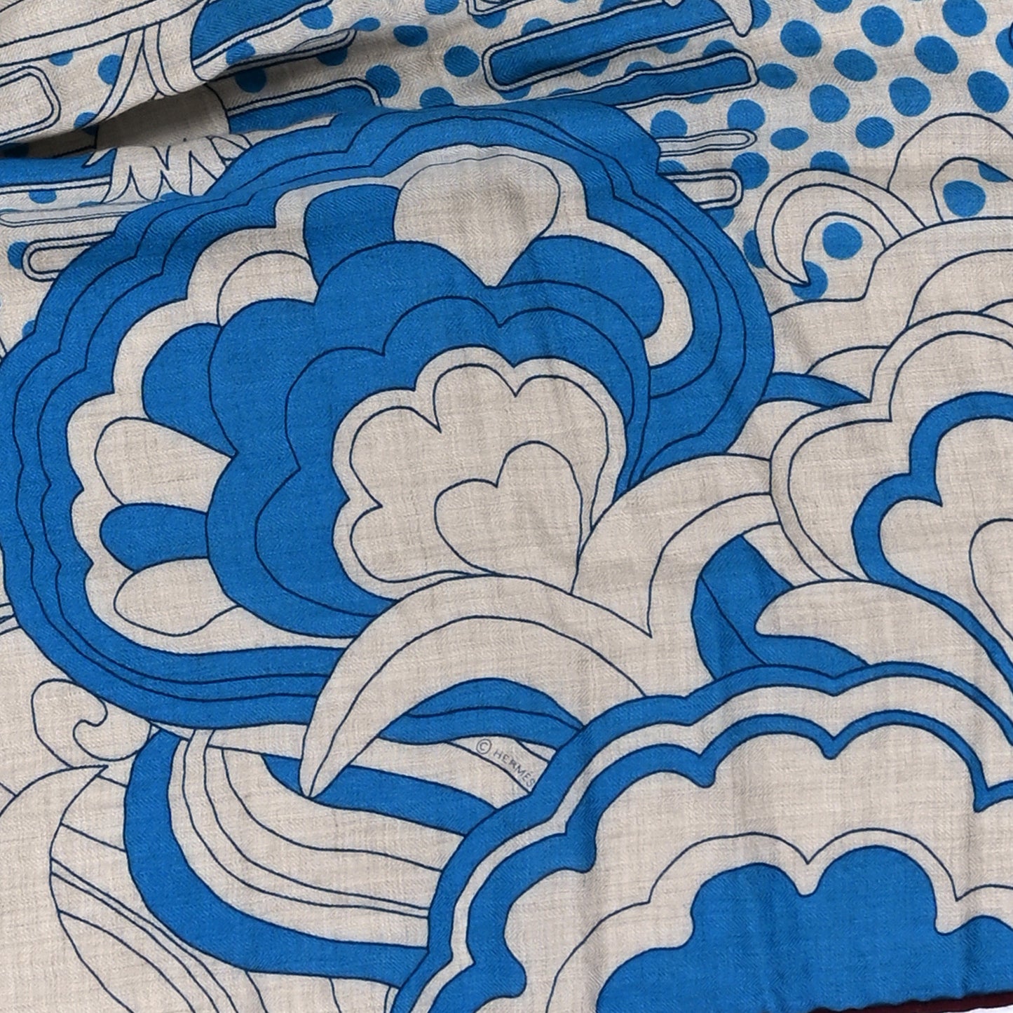 Cashmere Silk Faubourg Rainbow Shawl 140 Bleu White