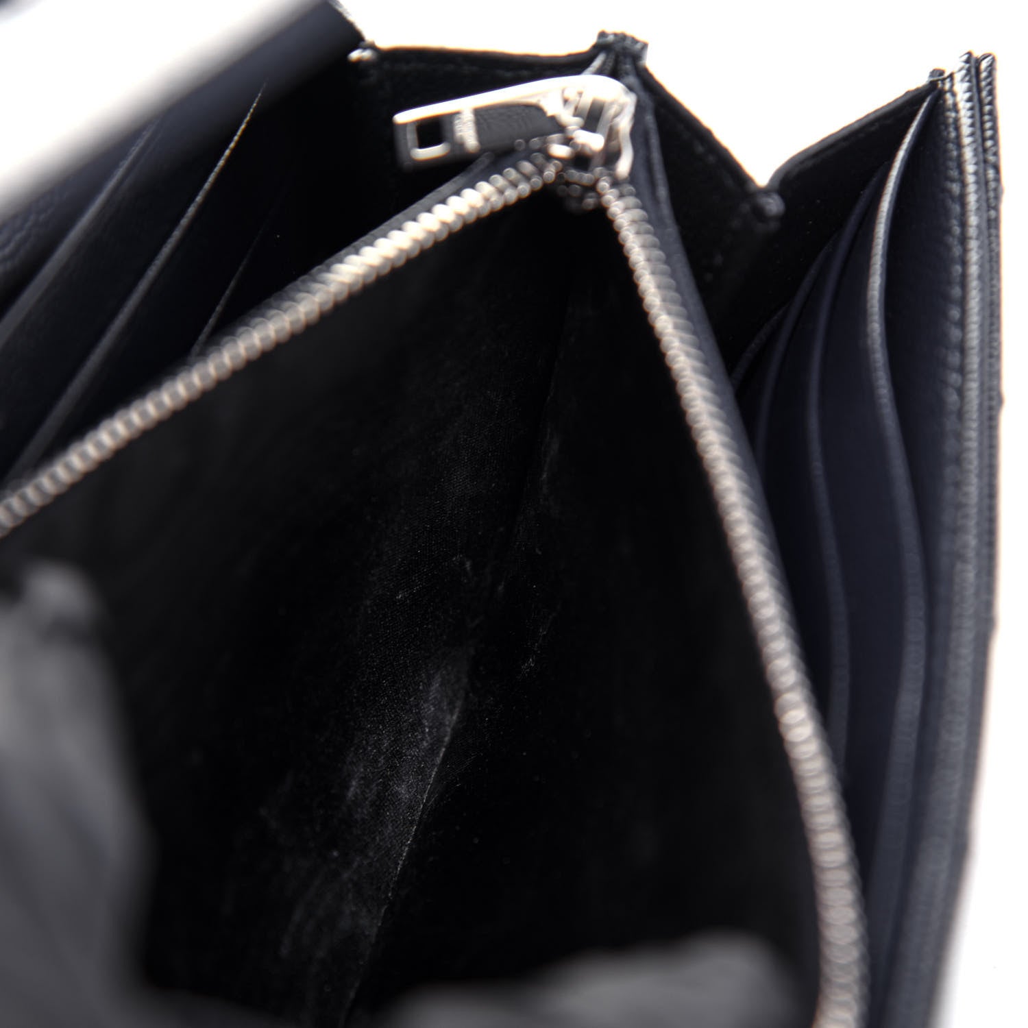Saint Laurent Grain De Poudre Matelasse Chevron Monogram Flap Wallet Deep Marine 10 of 11