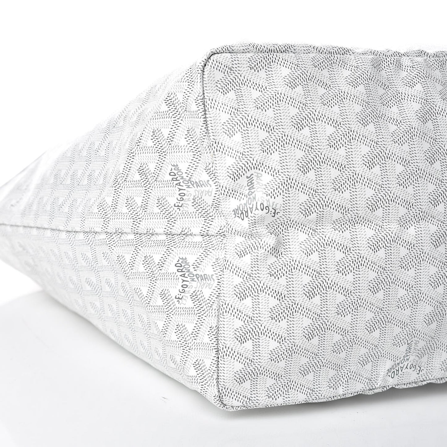 Goyardine Saint Louis GM White