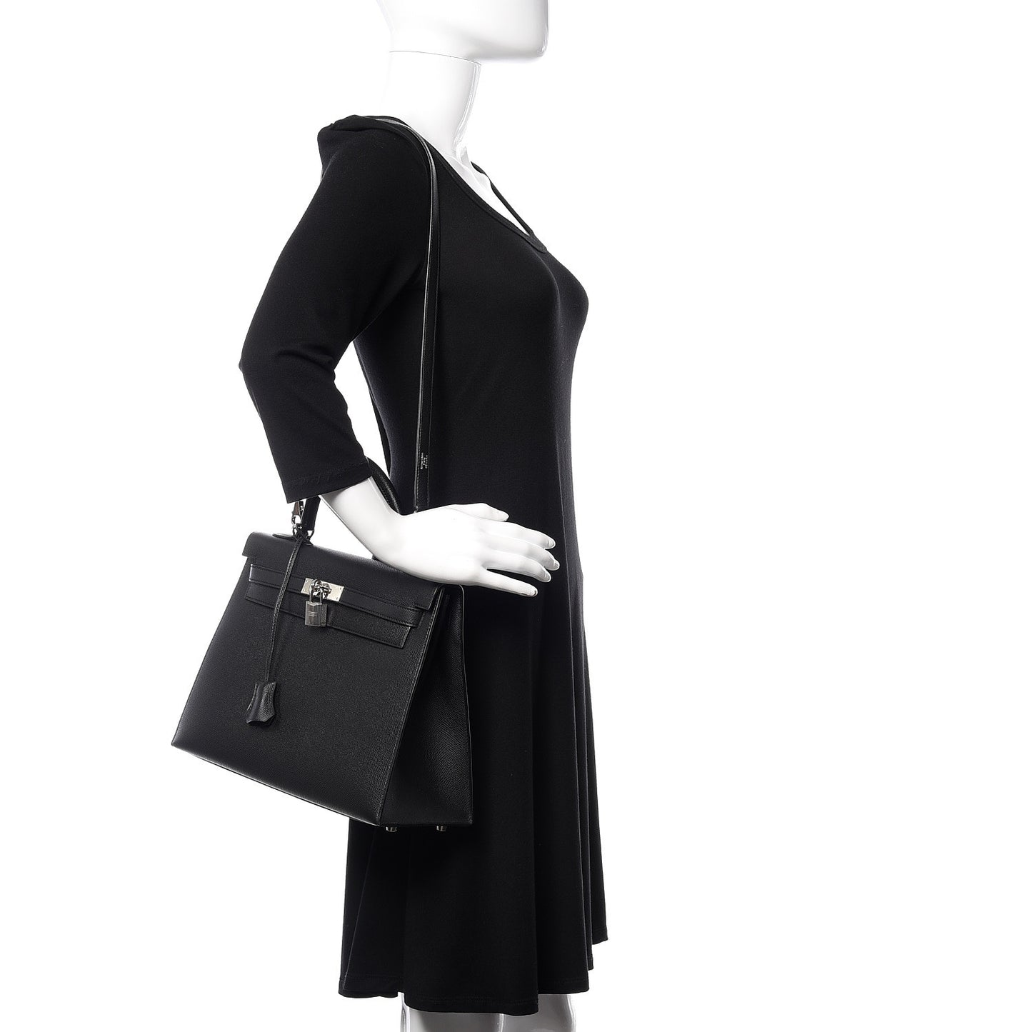 Epsom Kelly Sellier 32 Black