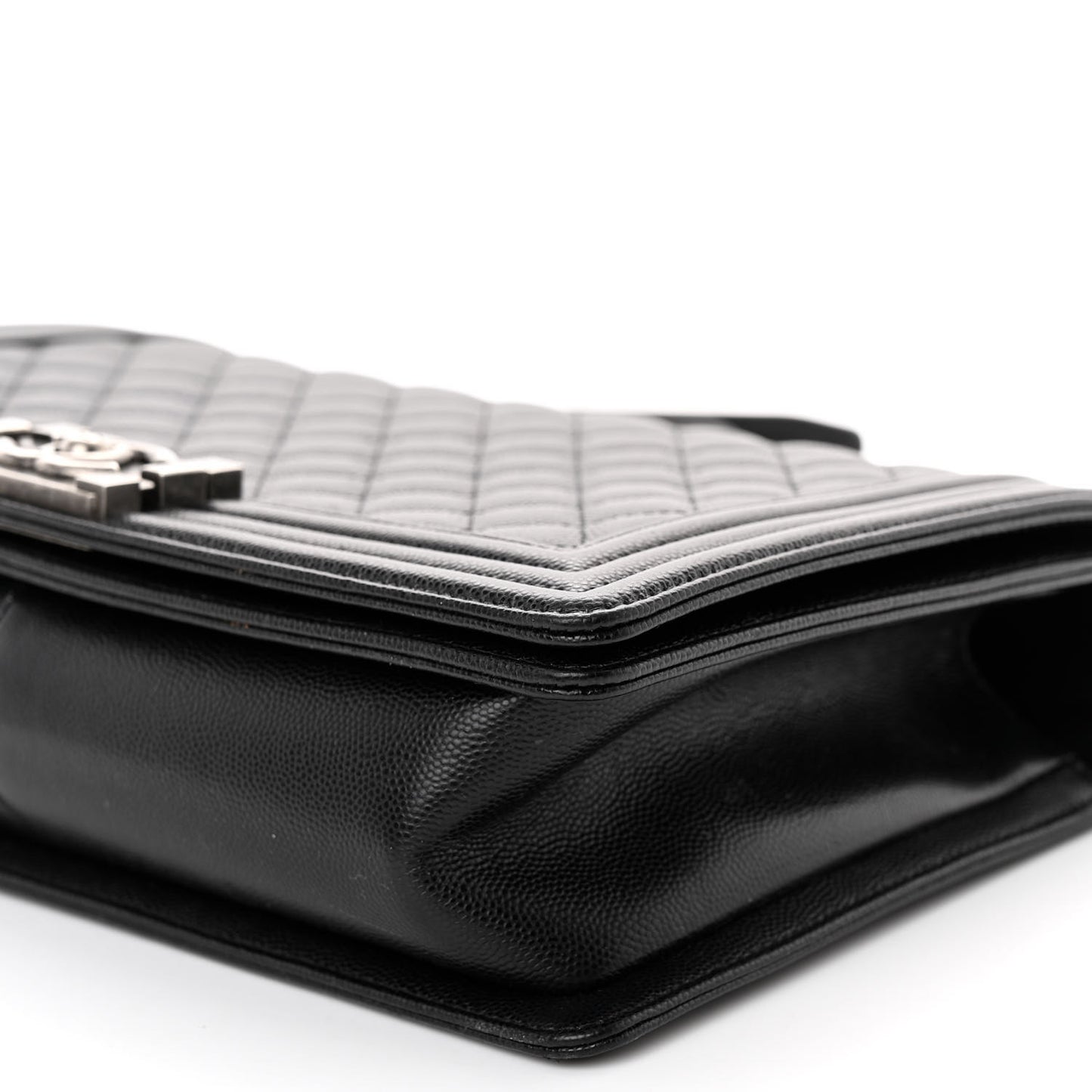 Caviar Quilted New Medium Boy Flap Black