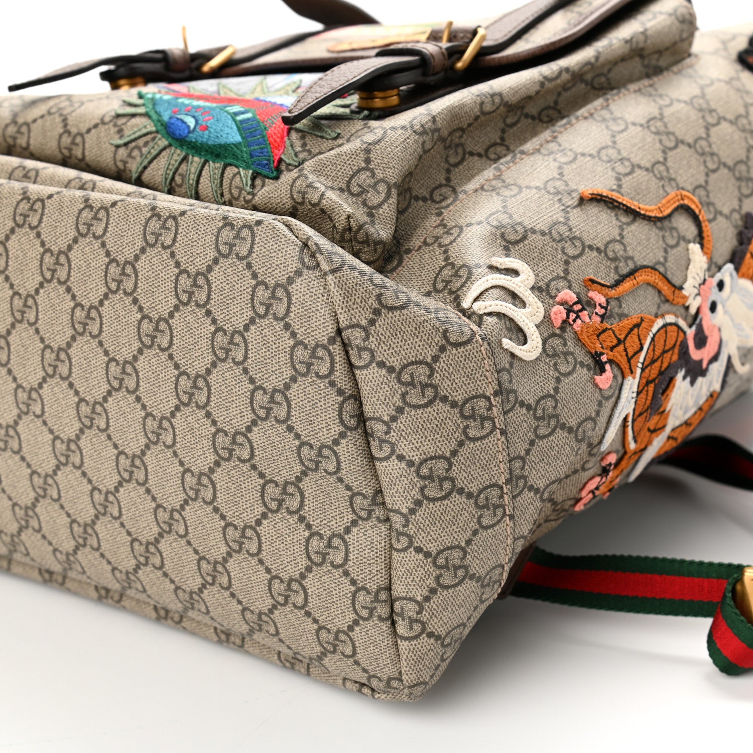 Gucci Soft GG Supreme Monogram Courrier Web Double Buckle Backpack Beige New Acero 10 of 11