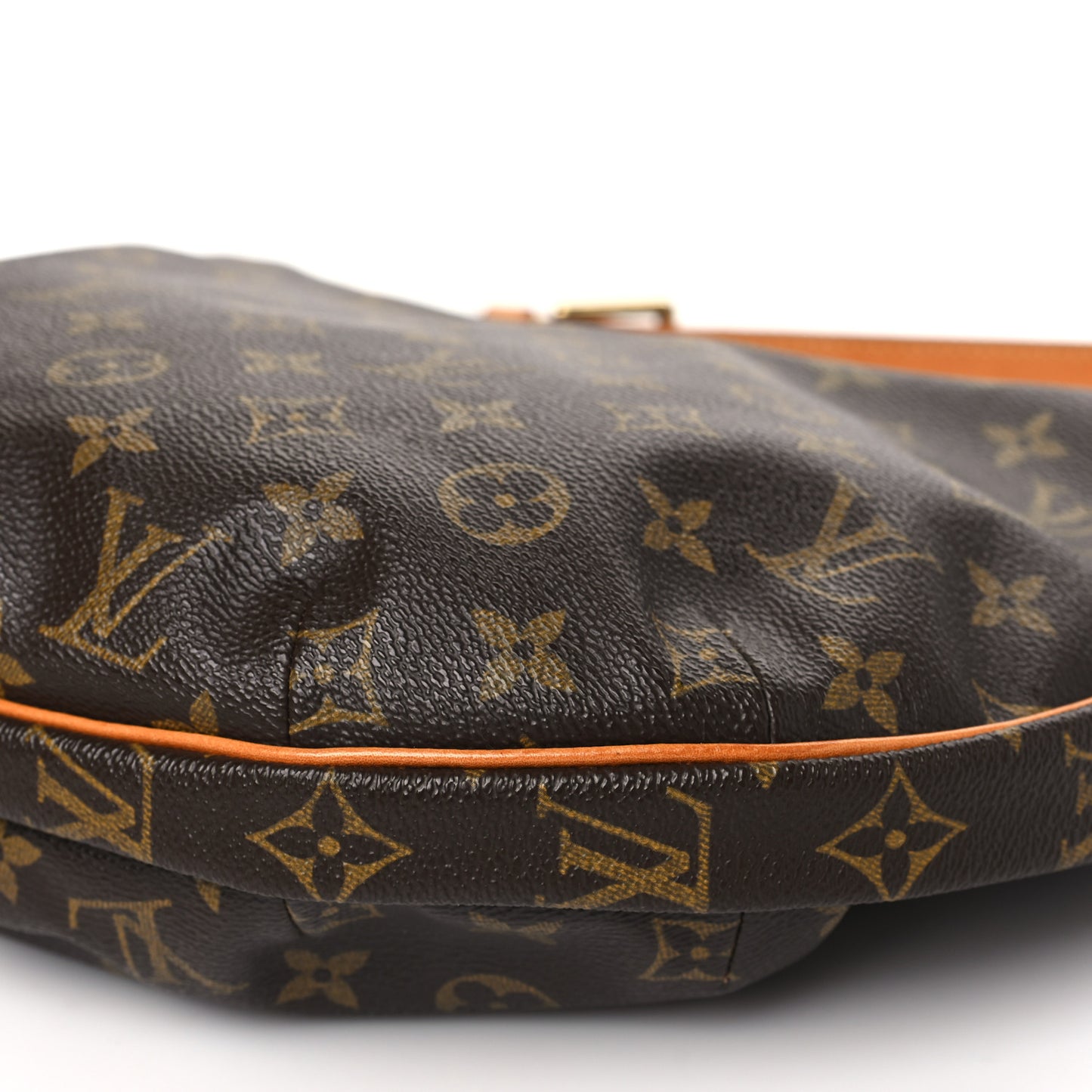 Monogram Croissant MM