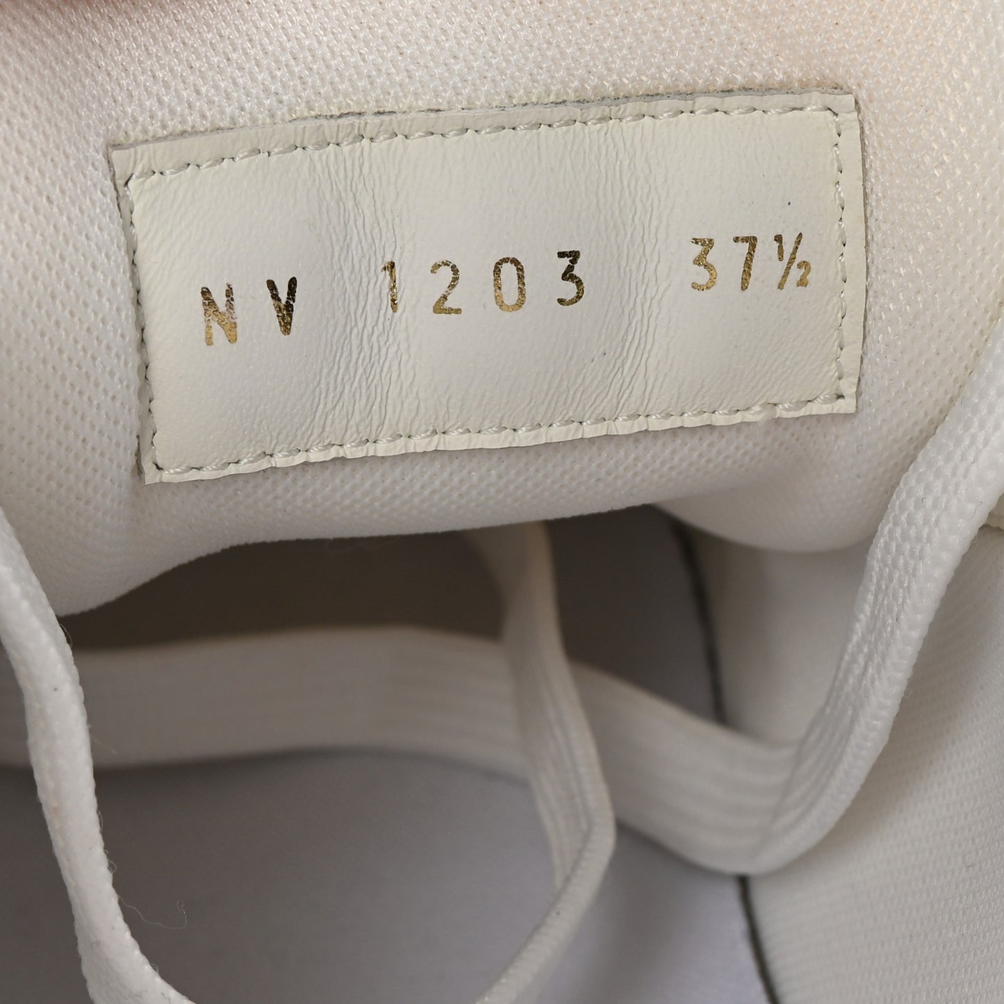 Calfskin Womens LV Trainer Sneakers 37.5 White