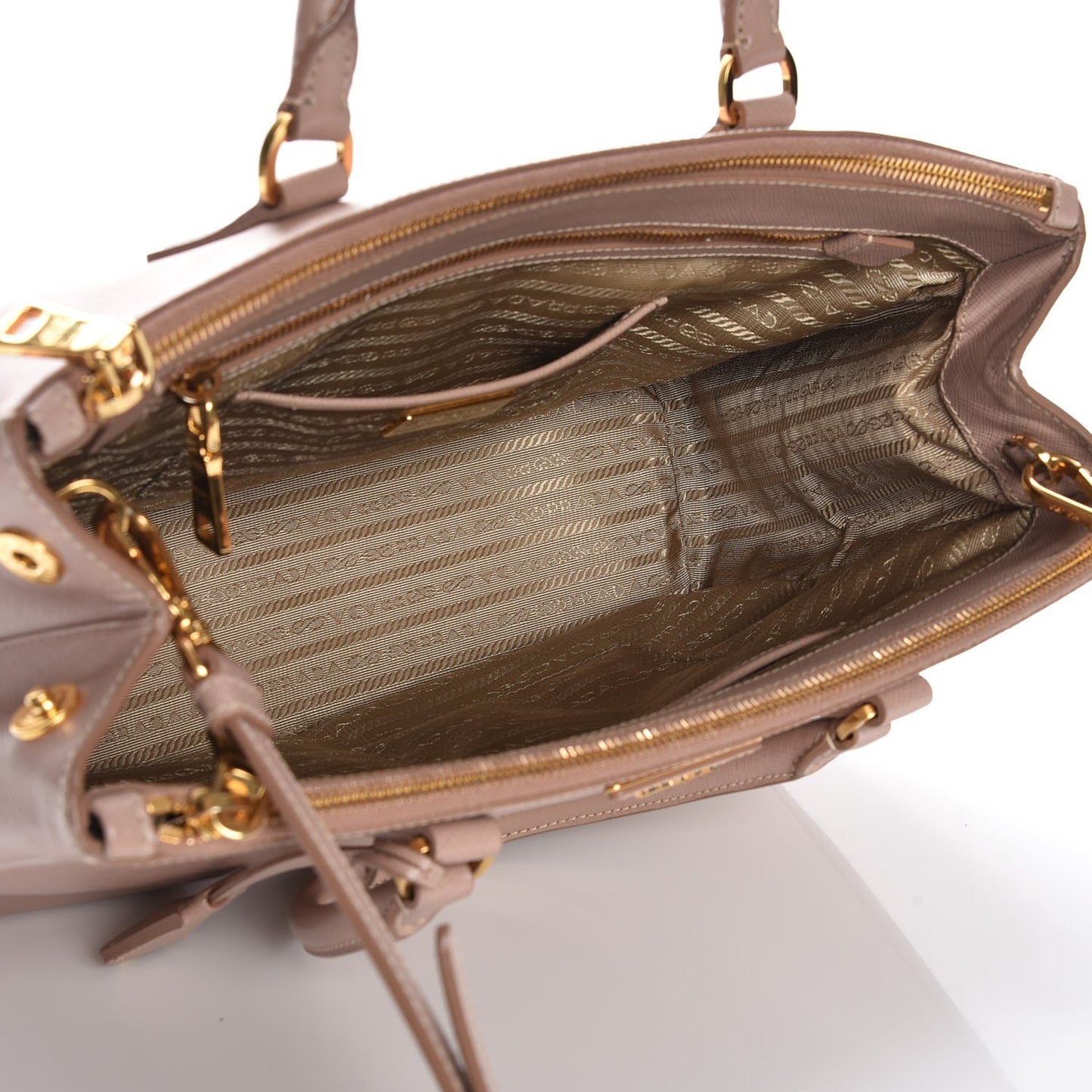 Saffiano Medium Galleria Double Zip Tote Cammeo