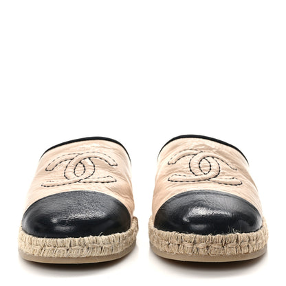 Chanel Crumpled Patent CC Espadrille Mules 35 Beige Black 2 of 9