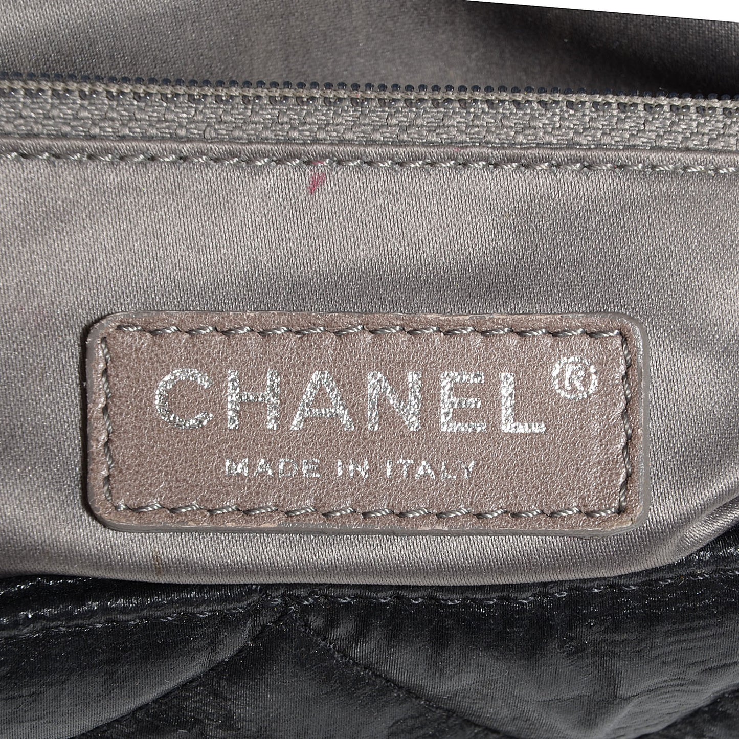 Coated Canvas Le Marais Flap Black