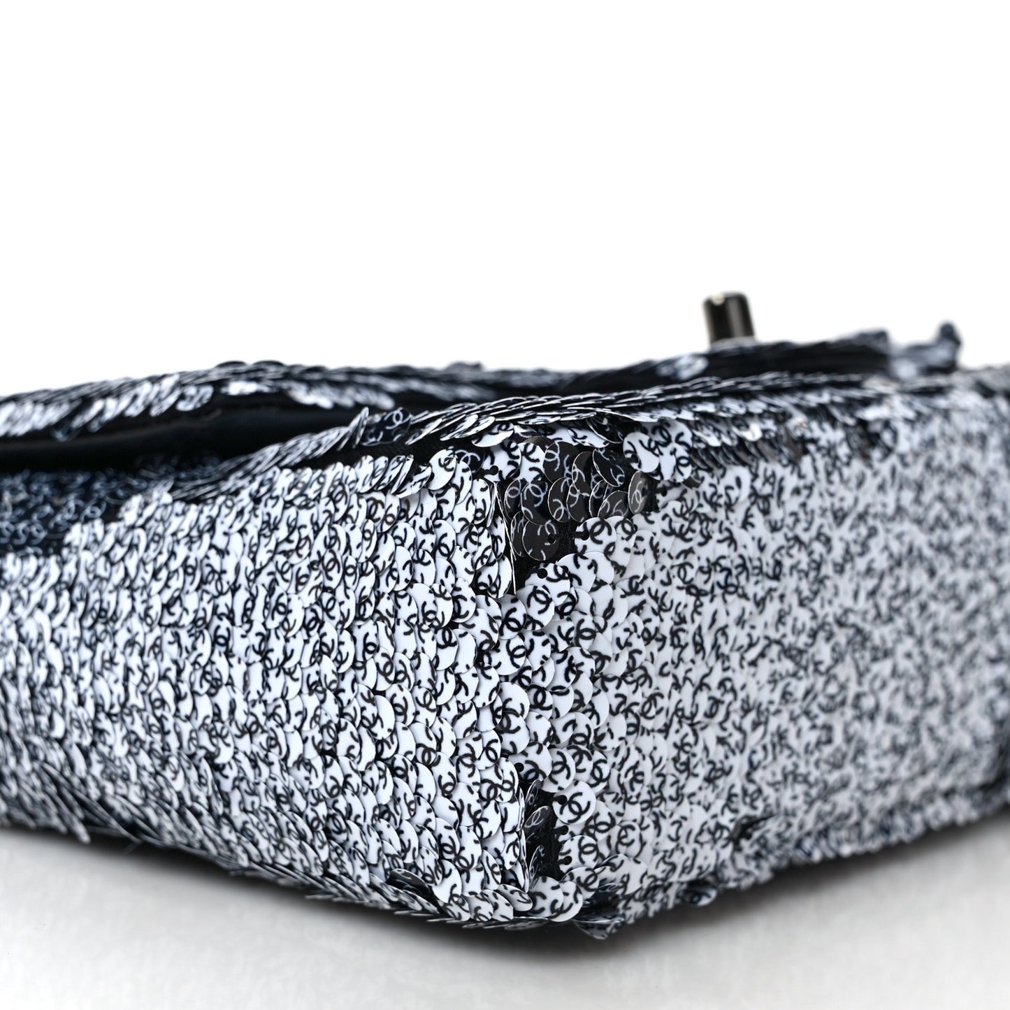 Sequin CC Logo Small Single Flap White Black