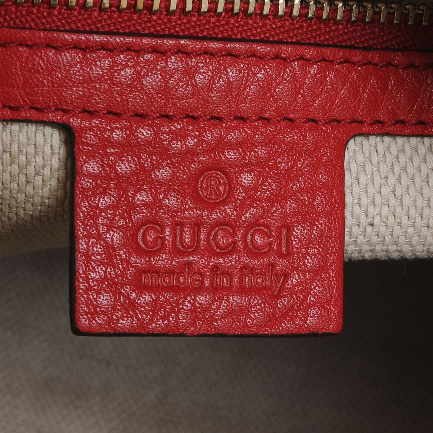 Pebbled Calfskin Medium Soho Boston Red