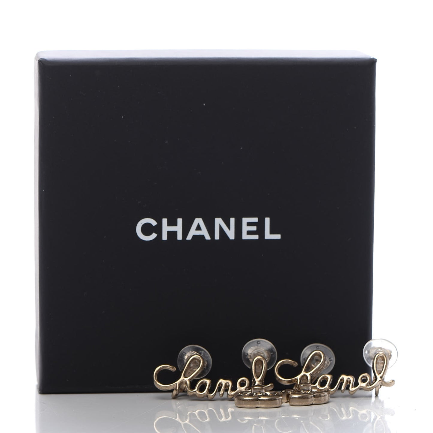 Metal Logo CC Turnlock Clip On Earrings Gold