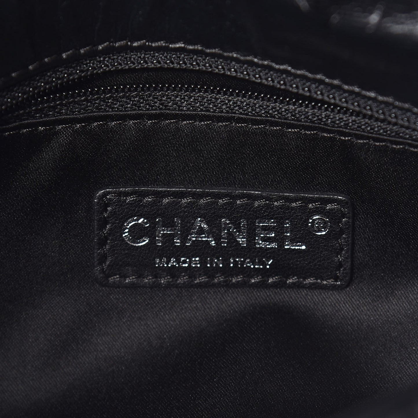 Glazed Calfskin Twisted Medium Flap Black