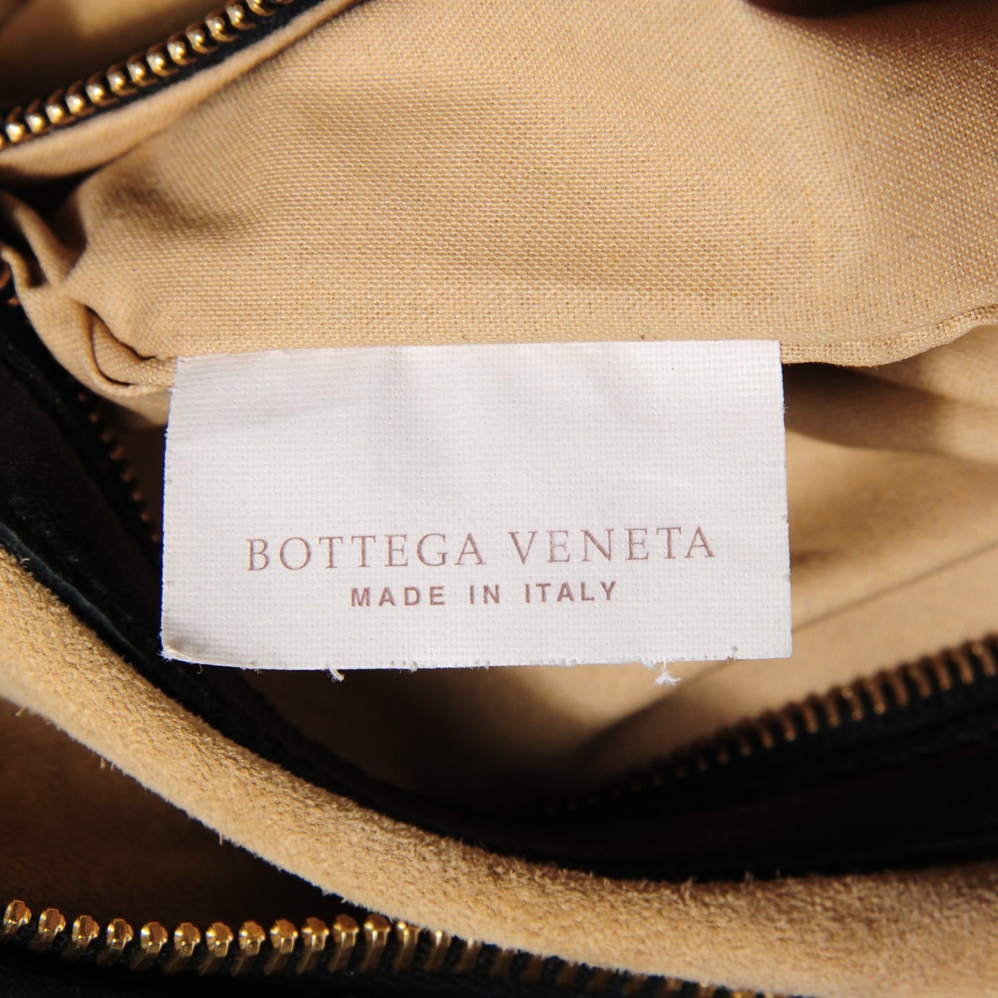 Nappa Intrecciato Pleated Large Veneta Hobo Black