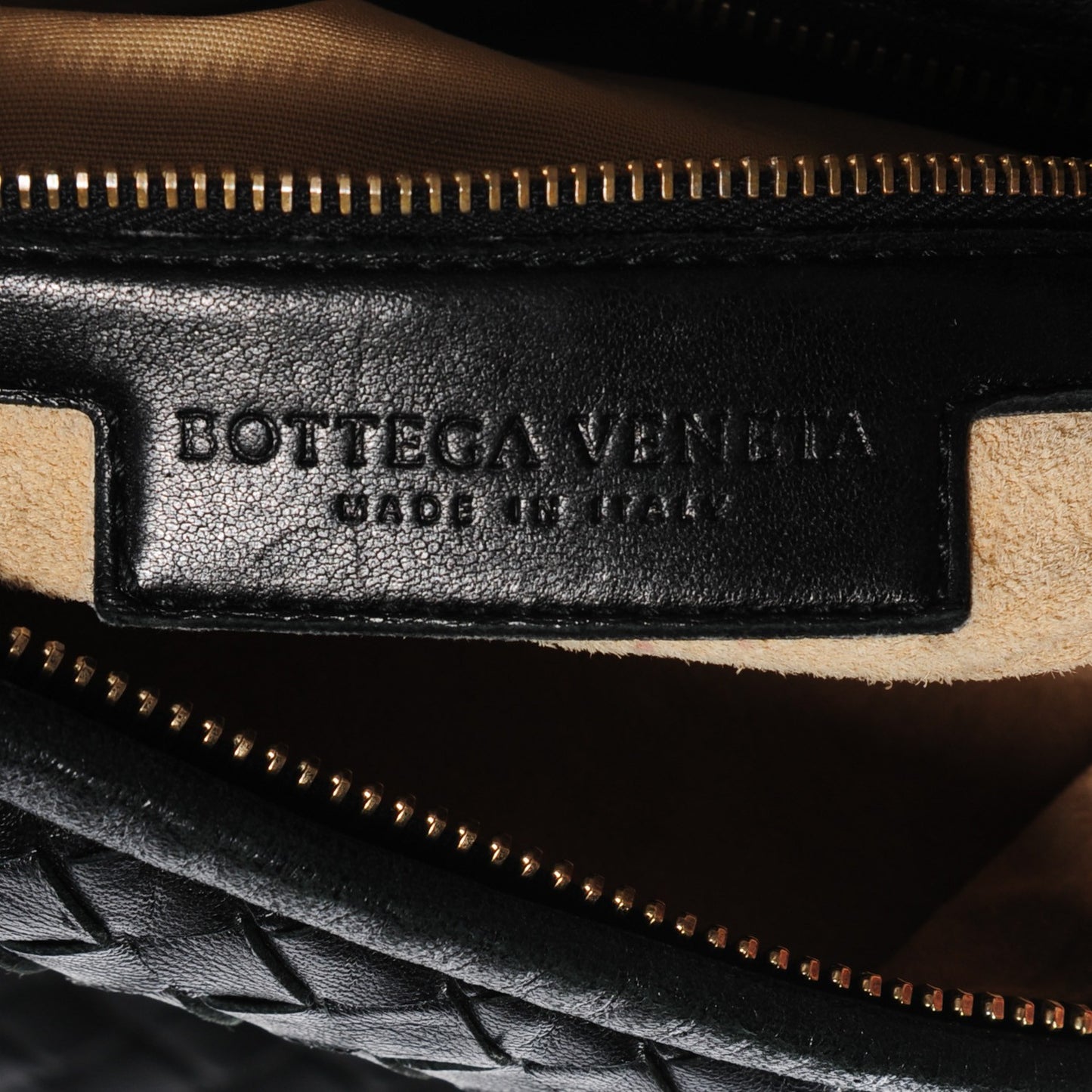 Nappa Intrecciato Medium Veneta Hobo Nero Black