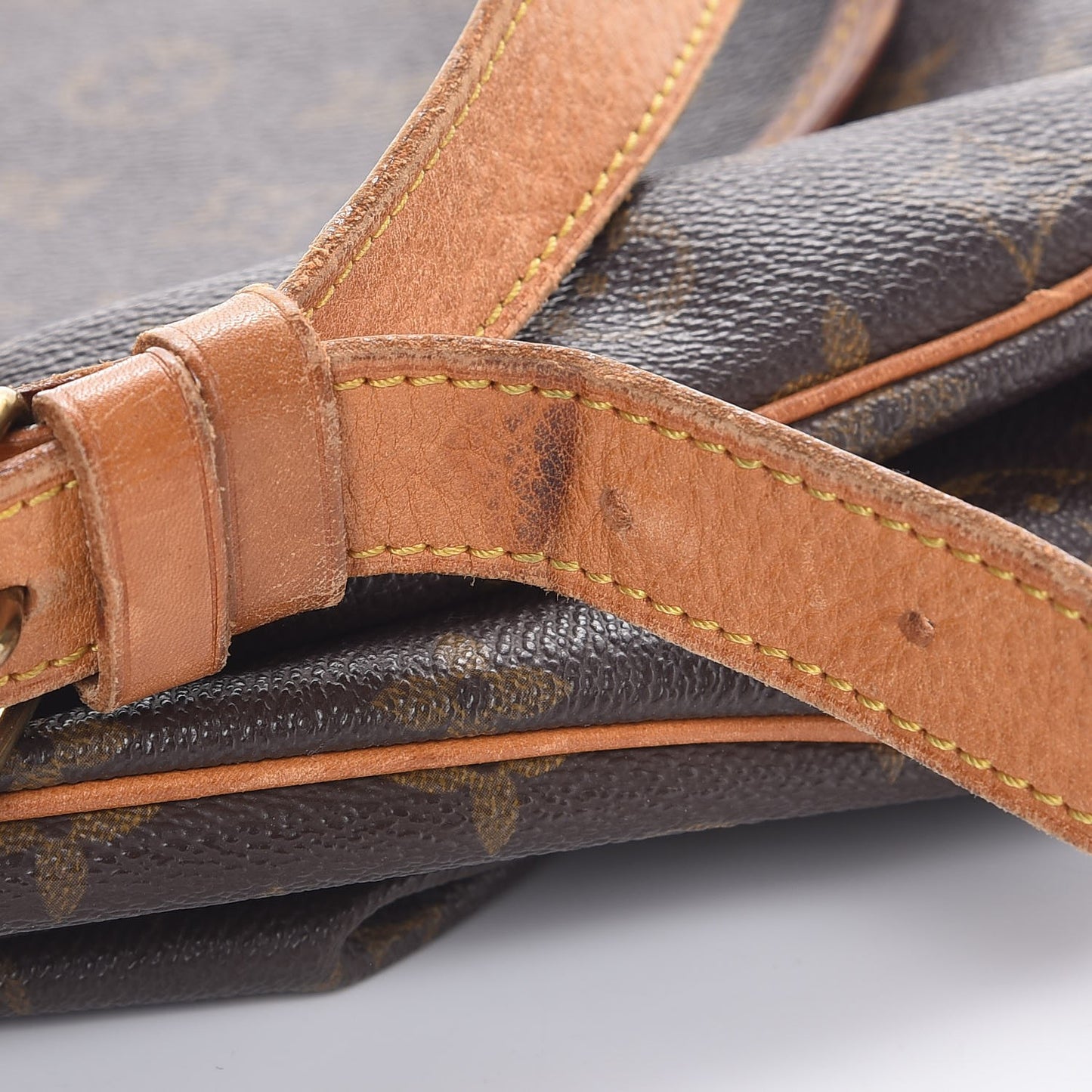 Monogram Saumur 35