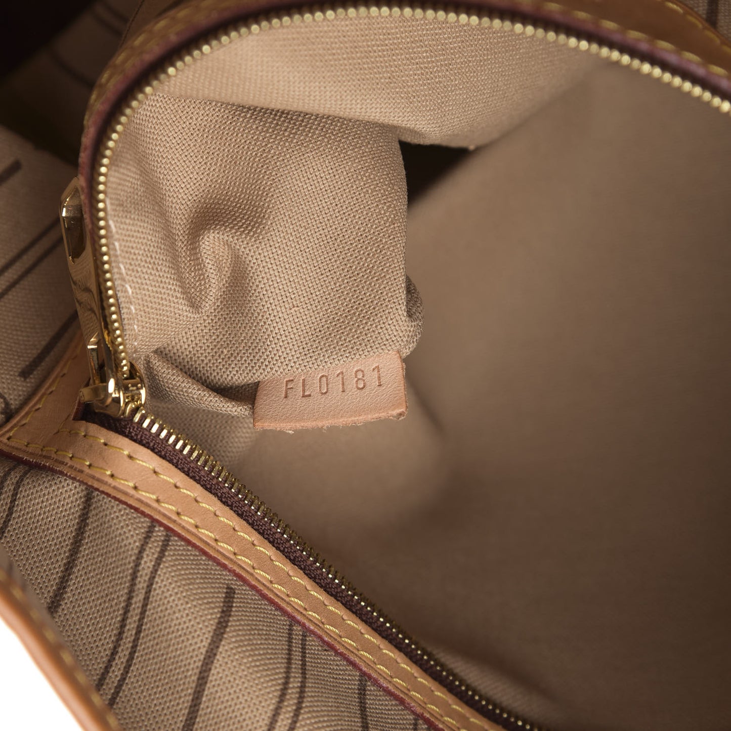 Monogram Delightful GM