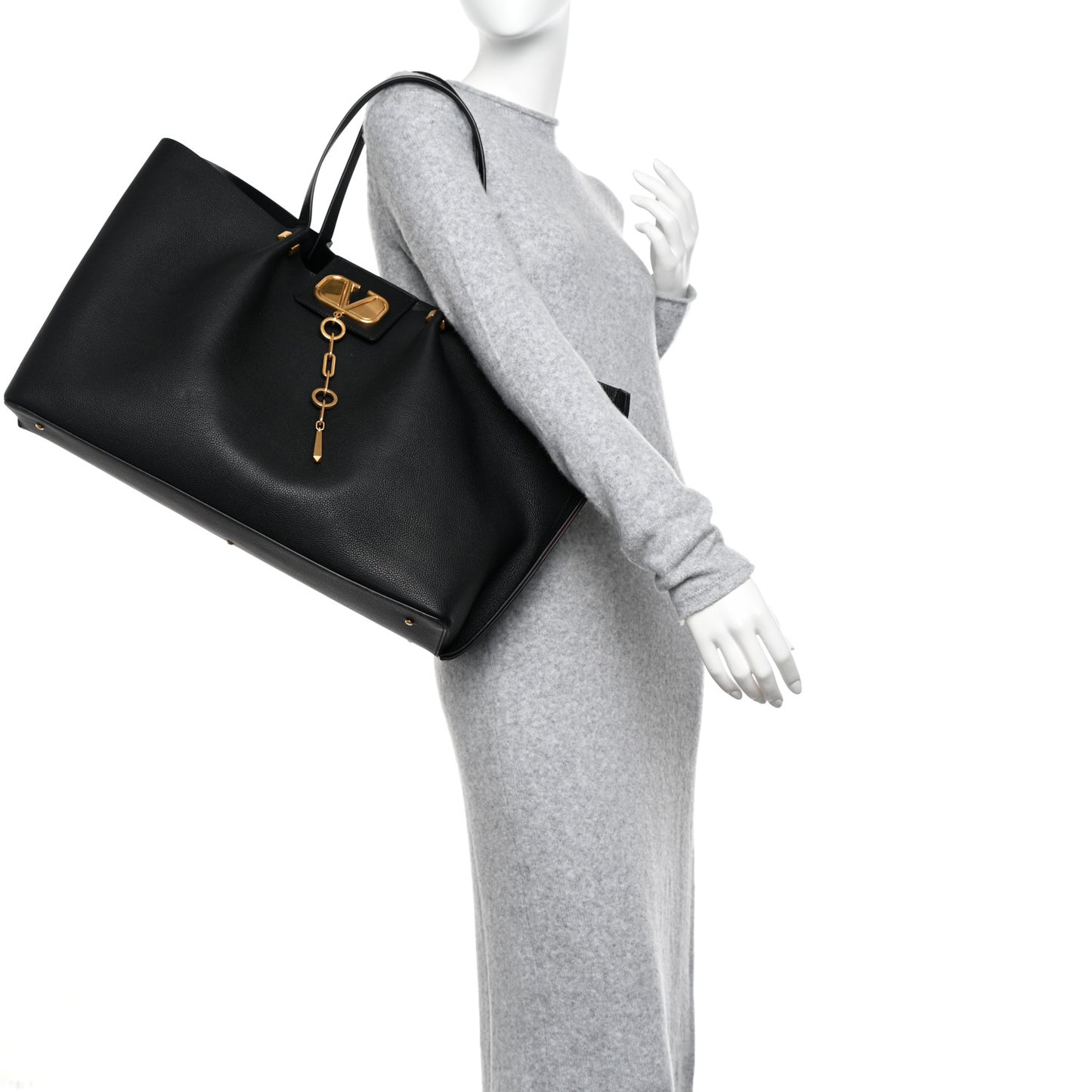 Grainy Calfskin Large VLogo Escape Shopper Black