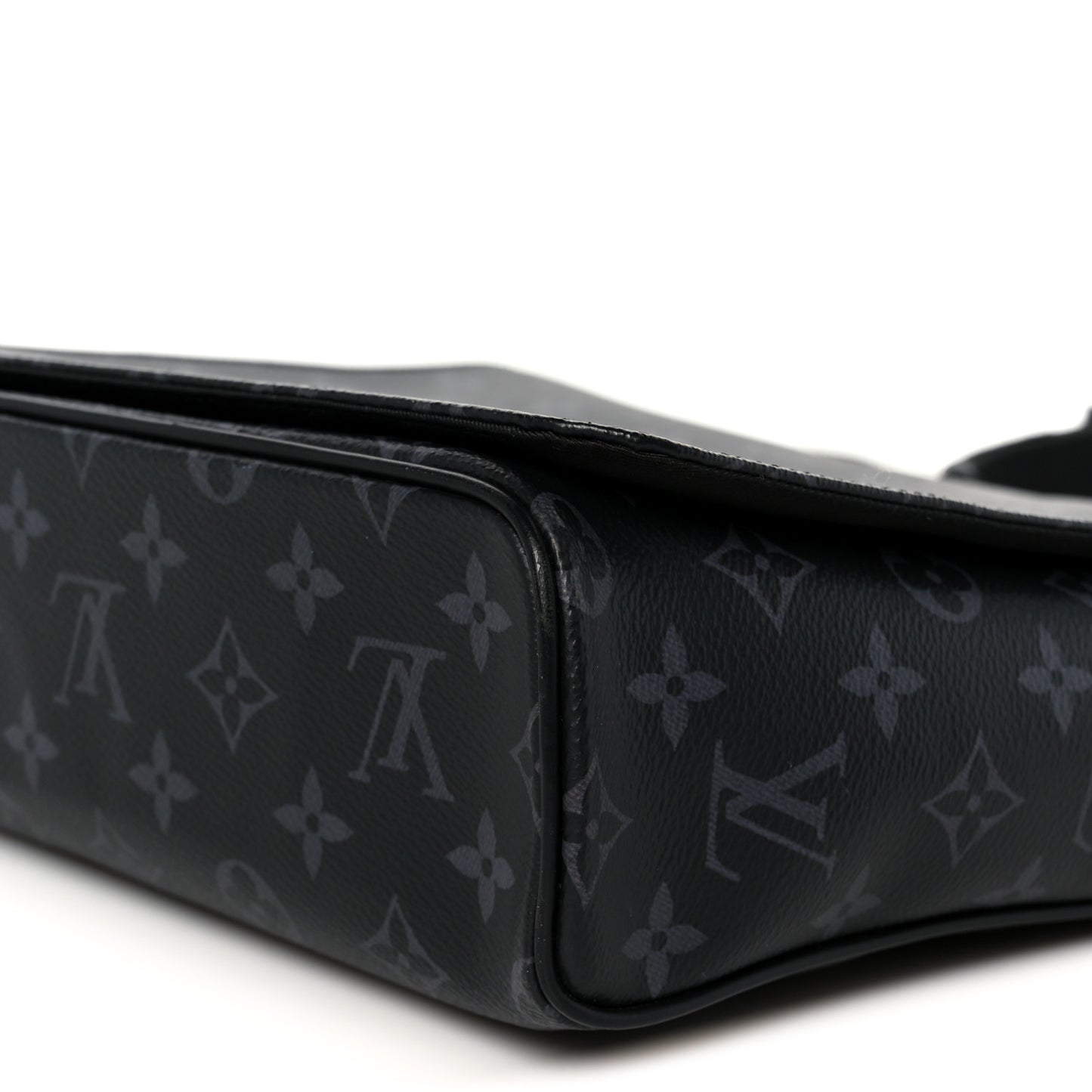 Monogram Eclipse District MM