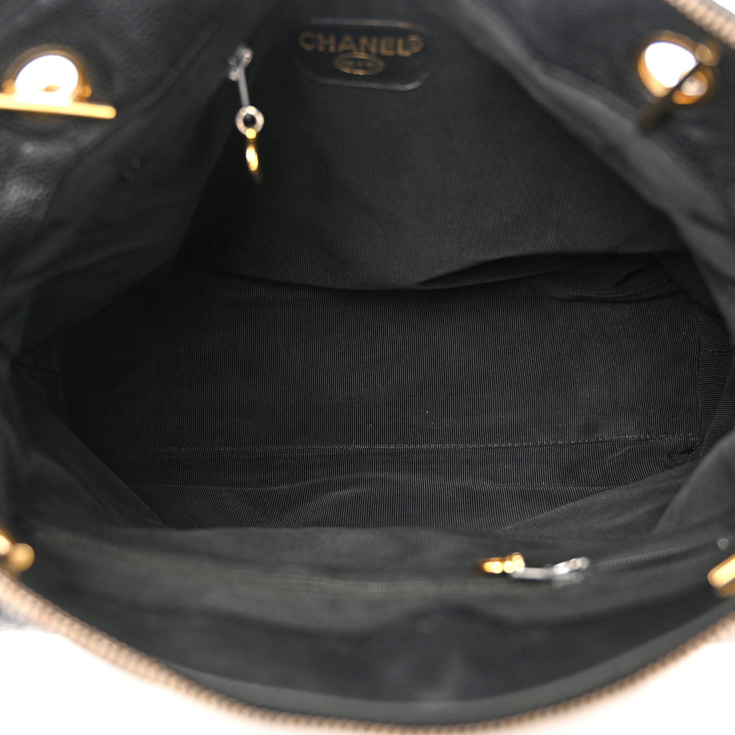 Caviar Quilted Flap Shoulder Bag Black