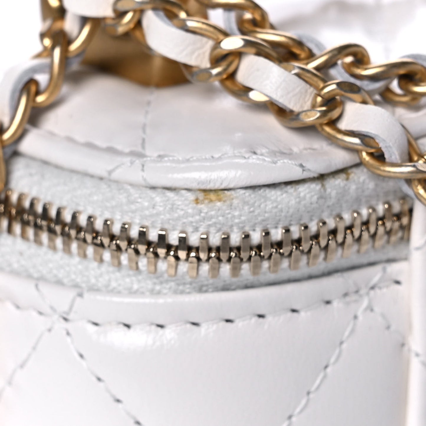 Calfskin Quilted Mini Perfect Fit Vanity Case With Chain White
