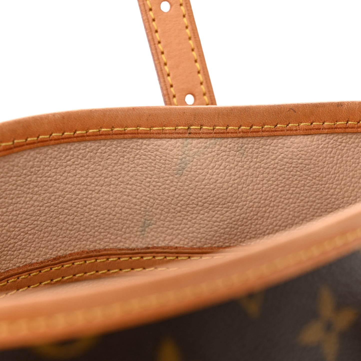 Monogram Petit Bucket 23