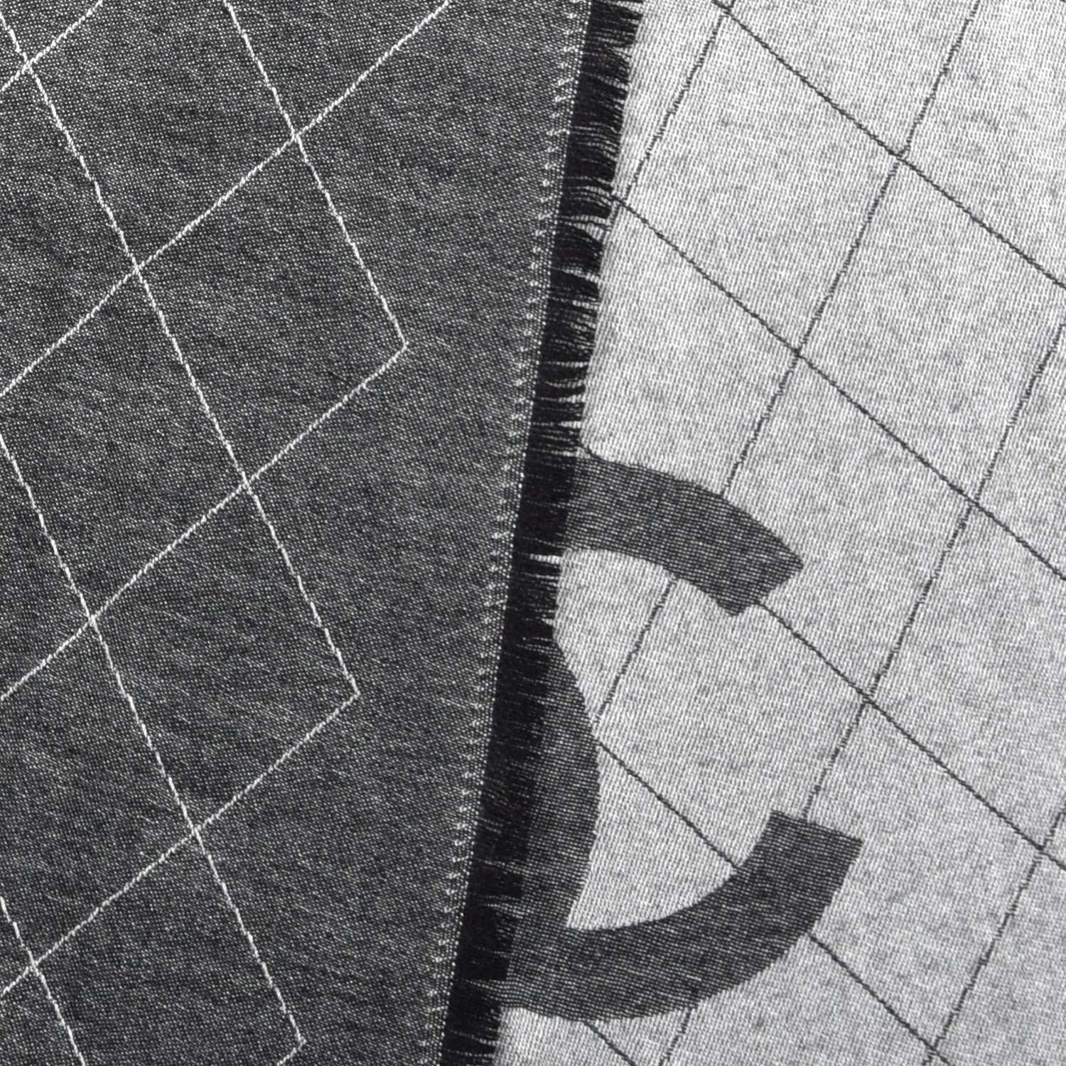 Chanel Cashmere Silk Quilted CC Logo Stole Black White 3 of 4