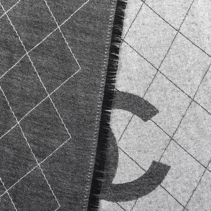 Chanel Cashmere Silk Quilted CC Logo Stole Black White 3 of 4